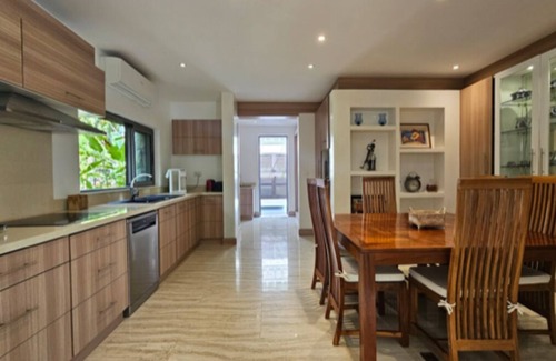 Grand River South East House | Villa Maela