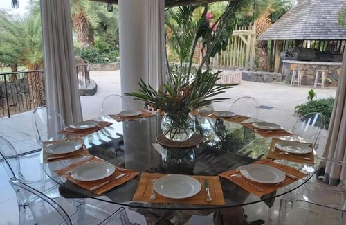 Grand River South East House | Villa Maela