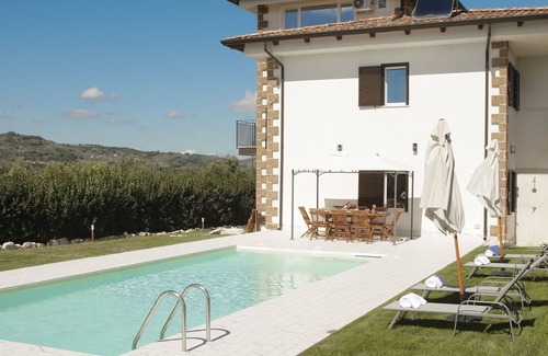 Amorosi Villa | Villa Mariarosaria- Country House with Pool