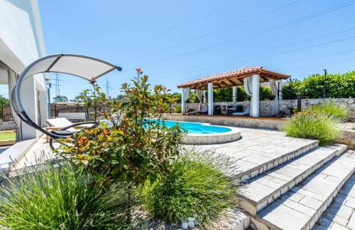 Danilo Villa | Villa Marijan