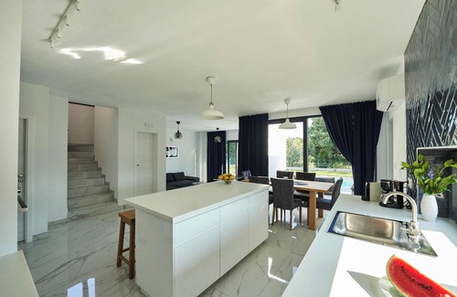 Mugeba Villa | Villa Martin Noel. Perfect retreat for those looking for peace and relaxation.