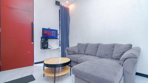 Sidomulyo Villa | Villa Mefa Private Pool and Karaoke