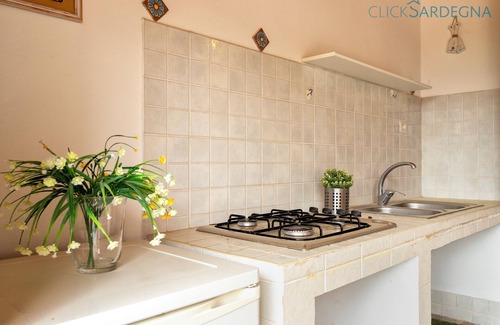 Porto Torres House | Villa Melograno with annexe, exclusive swimming pool surrounded by greenery