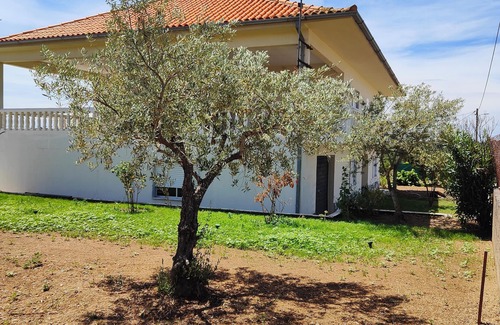 Almeida Ski Chalet | Villa Mendes Oliva