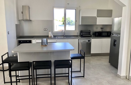 Saint-Louis Villa | Villa Mircene