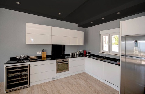 Ravno Villa | Villa Miriam with private pool/Jet pool-near Dubrovnik