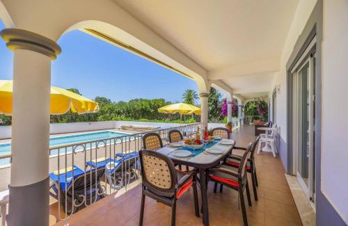 Lagoa e Carvoeiro Villa | Villa Mocho by Villa Plus