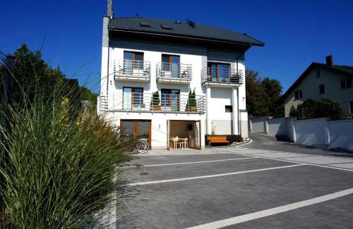 Nowy Dwor Mazowiecki House | Villa Modlin Airport