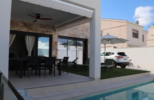 Santiago de la Ribera Villa | Villa Monanterra