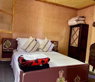 Aguelmam Azegza Villa | Villa Mouloud, arougou khenifra