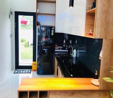 Thuan An House | Villa nguyên căn 4 phòng ngủ, cạnh biển Thuận An Rabbit Home Villa