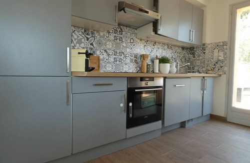 Caremeau House | Villa - Nimes - 4/6pers - jacuzzi - 2 terraces - WIFI