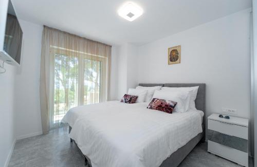 Sumartin Villa | Villa Nina