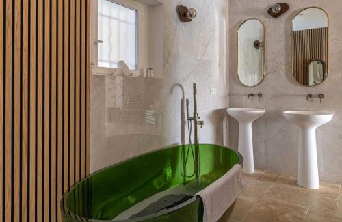 Les Restanques Villa | Villa No Chichi - 12BR-33P - Collines Grimaud