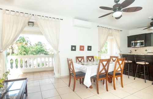 Puntas House | Villa Ocean Mist - Luxury Villa, Steps From Sandy Beach.