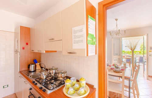 Torre Santa Sabina Villa | Villa Orchidea - Enclosed garden - For families - AC- Wifi - Close to the sea