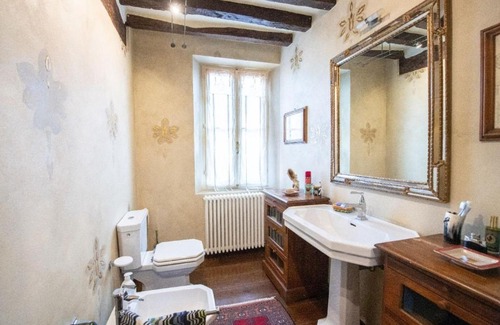 Quattro Castella Bed & Breakfast | Villa Ottocentesca immersa nel verde