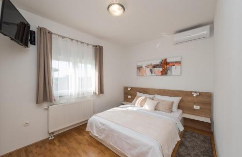 Brisevo Apartment | Villa Petra s bazenom, roštiljem i parkingom