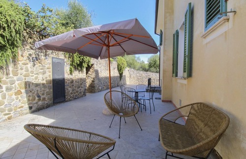 Margine Coperta-Traversagna Villa | Villa Poggio Scalette: Elegance meets Comfort amidst ancient olive trees