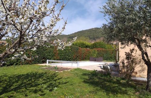 Salernes Villa | Villa pool air-conditioning garage near golf