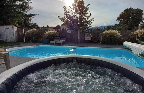 Issenheim House | Villa, private heated pool, spa, 4 bedrooms, cinema room