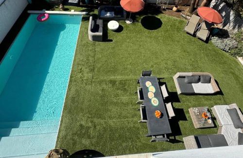 Cap d'Agde Villa | Villa proche plage mer, piscine grand terrain Capao Hotel