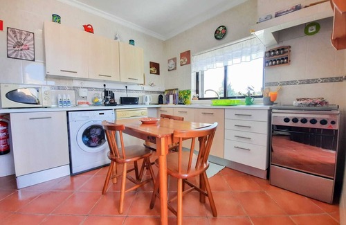 Sesmarias Villa | Villa Quinta do Algarve with Sea View, Pool, A/C, Wi-Fi, Garden, Terrace & Balcony