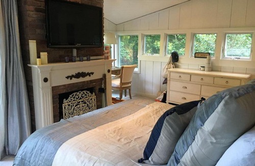 Water Mill Villa | Villa Red Hut