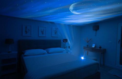 Chiusano di San Domenico Villa | Villa Romantica con Bosco sulla Strada dei Vini