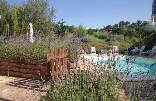 San Ginesio House | VILLA SABRINA Country house with swimming pool and garden