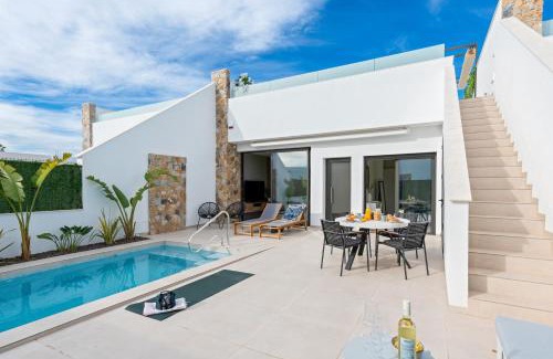 Santiago de la Ribera Villa | Villa Salty