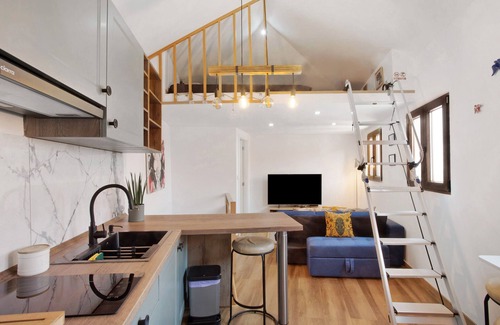 Porto Moniz Villa | Villa 'Seaside Haven - Soulful Stays' with Sea View, Wi-Fi and Air Conditioning