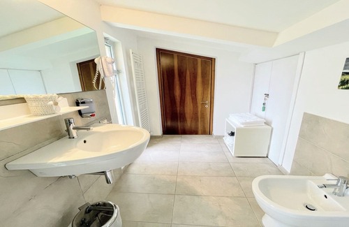 Pietrauta Villa | VILLA SOLE VINO/EXC POOL/ MONTEFALCO+BEVAGNA 3 KMS WALK THROUGH VINEYARDS/WIFI