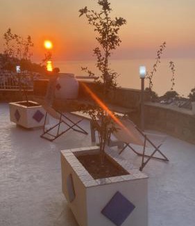 Castel Di Tusa Apartment | Villa sul tramonto