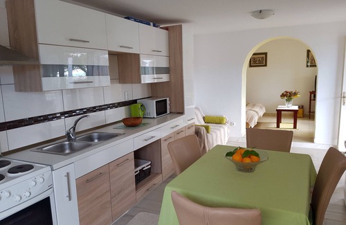 Seget Vranjica Villa | Villa Tonka Seget Vranjica - only 10 meters away from the beach.