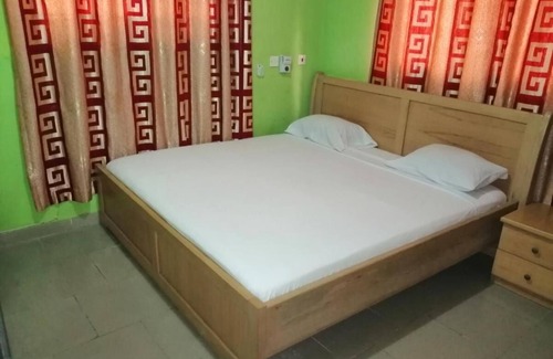 Akosombo Bed & Breakfast | Villa- Top