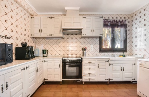 Denia Villa | Villa 'Úrsula' with Mountain View, Wi-Fi and Air Conditioning