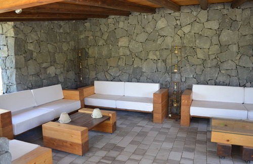 Randazzo Bed & Breakfast | Villa Veda / large family suite