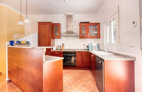 Denia Villa | Villa 'Vista 26' with Sea View, Wi-Fi and Air Conditioning