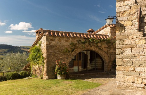 Volpaia Villa | Villa Volpina in tuscany manage by WeekHomes com