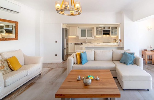 Yalikavak Villa | Villa w Pool Garden Patio 1 min to Beach in Bodrum