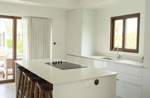 Monterrico Villa | Villa w/private Jacuzzi and balcony in Monterrico