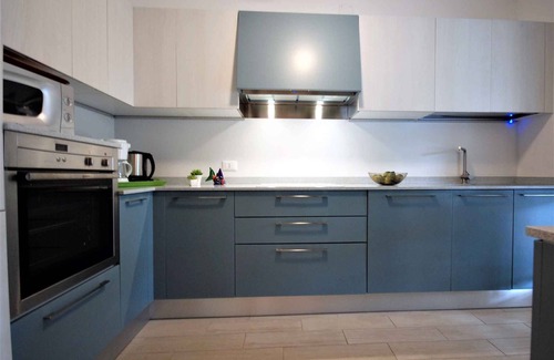 Lignano Riviera Villa | Villa with garden and pool