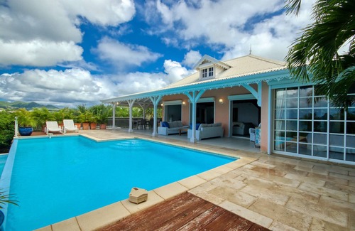 Le Diamant Villa | Villa with large sea view (MQDI41)