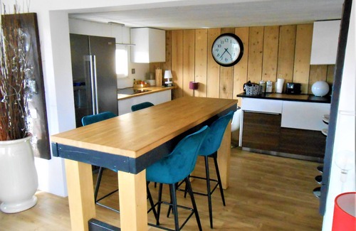 Bagard House | Villa with olive garden, Jacuzzi, pétanque, ping pong table