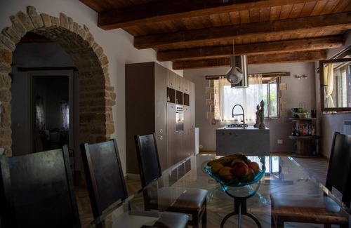 Monte San Martino House | Villa with private pool, stunning views, restaurant and supermarket within walking distance