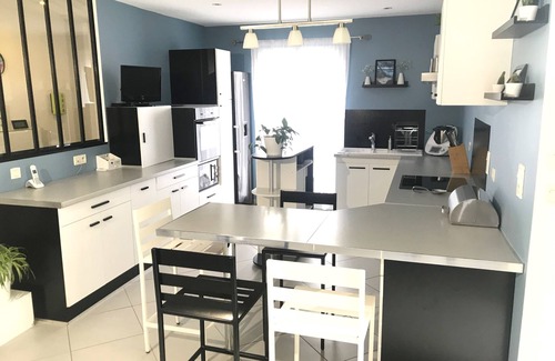 Chateau-Gaillard Villa | Villa with pool, terraces and large garden