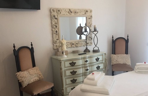 Almoinha House | Villa with pool and jacuzzi, 5 minutes from the beach