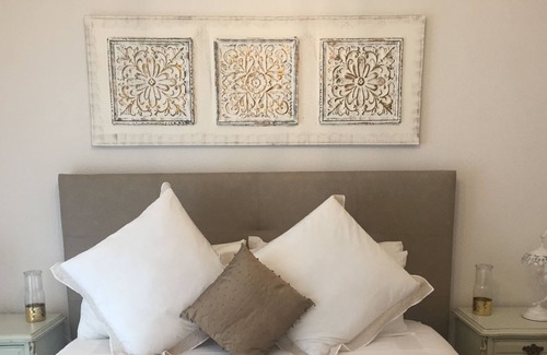 Almoinha House | Villa with pool and jacuzzi, 5 minutes from the beach