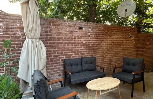 Fatih Villa | Villa with Private Garden, BBQ, Sauna and Turkish Bath in Balat